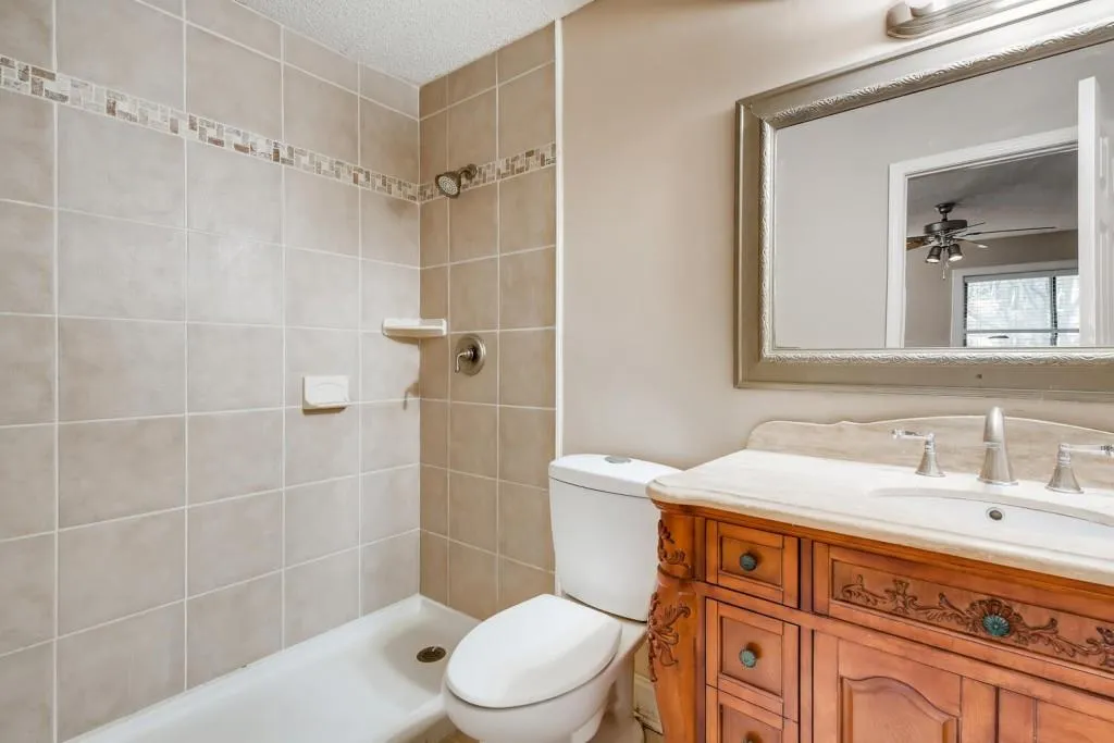 3015 Wingate Way, Sandy Springs, Georgia 30350, 2 Bedrooms Bedrooms, ,2 BathroomsBathrooms,Residential,Sold,3015 Wingate Way,6811380