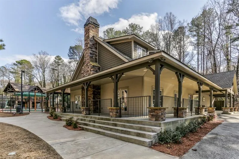 7460 Twin Branch Road, Sandy Springs, Georgia 30328, 4 Bedrooms Bedrooms, ,3 BathroomsBathrooms,Residential,Sold,7460 Twin Branch Road,5963061