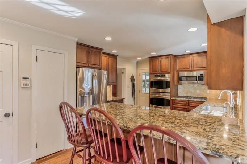 7460 Twin Branch Road, Sandy Springs, Georgia 30328, 4 Bedrooms Bedrooms, ,3 BathroomsBathrooms,Residential,Sold,7460 Twin Branch Road,5963061