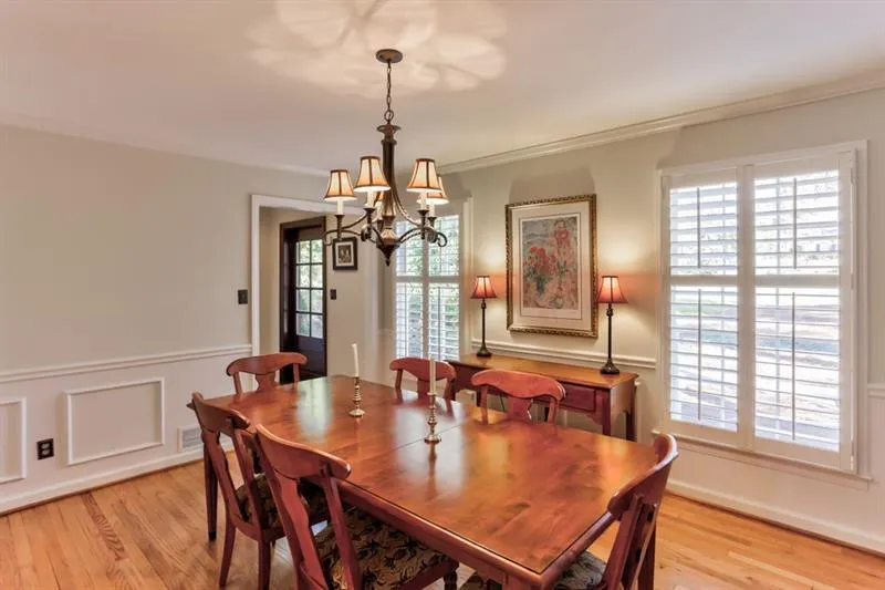 7460 Twin Branch Road, Sandy Springs, Georgia 30328, 4 Bedrooms Bedrooms, ,3 BathroomsBathrooms,Residential,Sold,7460 Twin Branch Road,5963061