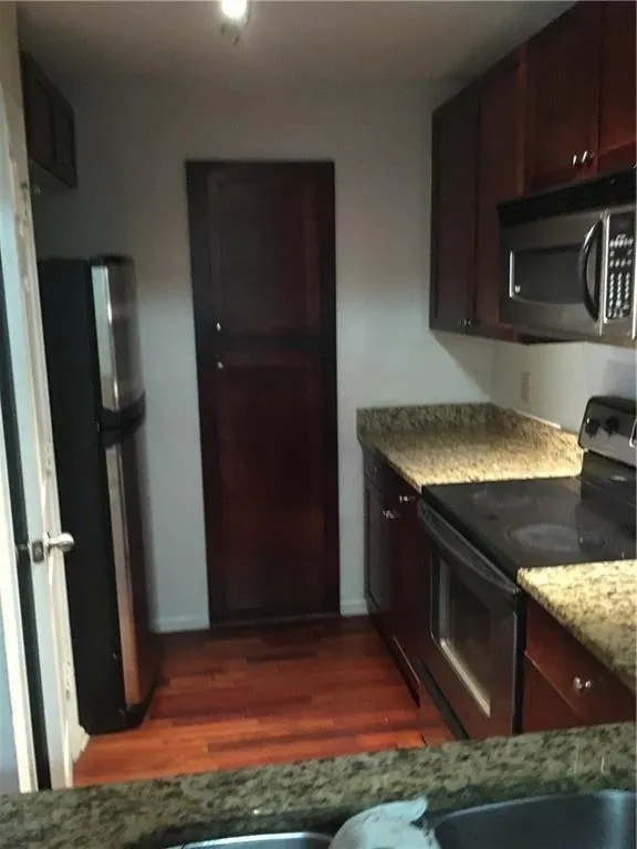2657 Lenox Road Ne Unit J129, Atlanta, Georgia 30324, 2 Bedrooms Bedrooms, ,2 BathroomsBathrooms,Residential,Sold,2657 Lenox Road Ne Unit J129,6530871