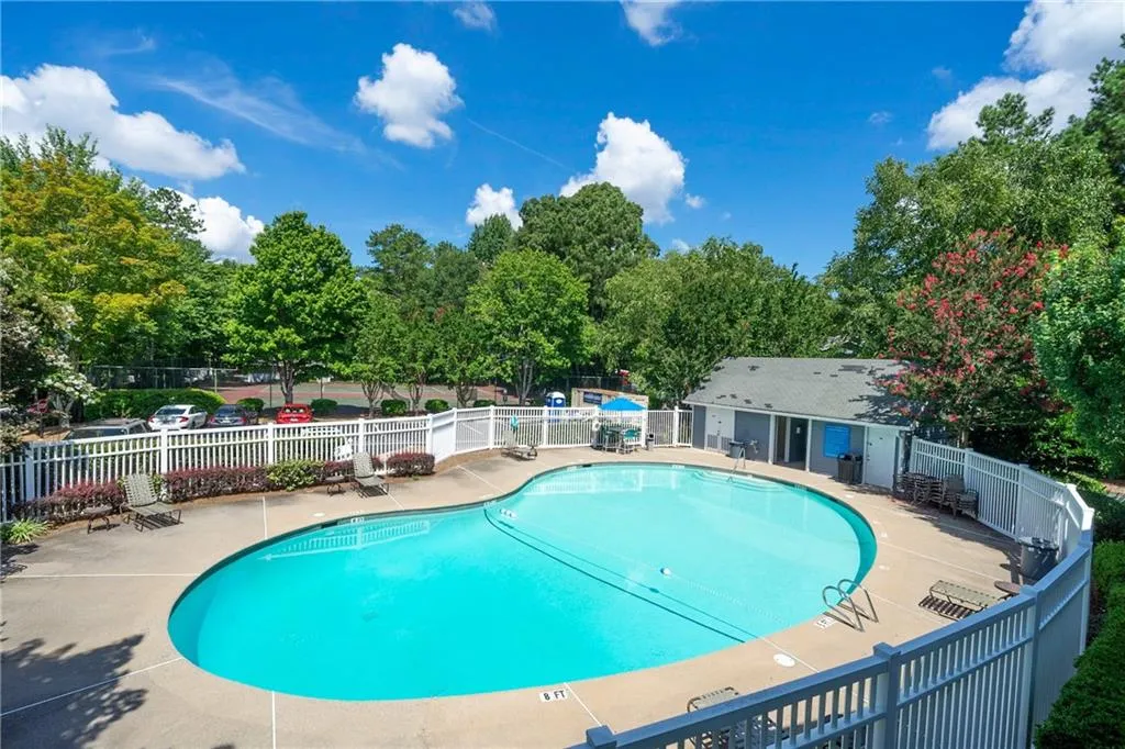 1206 Gettysburg Place, Sandy Springs, Georgia 30350, 2 Bedrooms Bedrooms, ,2 BathroomsBathrooms,Residential,Sold,1206 Gettysburg Place,6759373