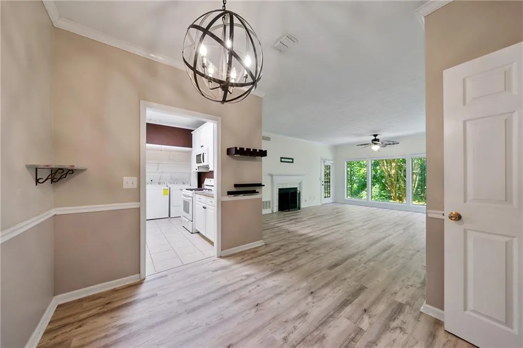 1206 Gettysburg Place, Sandy Springs, Georgia 30350, 2 Bedrooms Bedrooms, ,2 BathroomsBathrooms,Residential,Sold,1206 Gettysburg Place,6759373