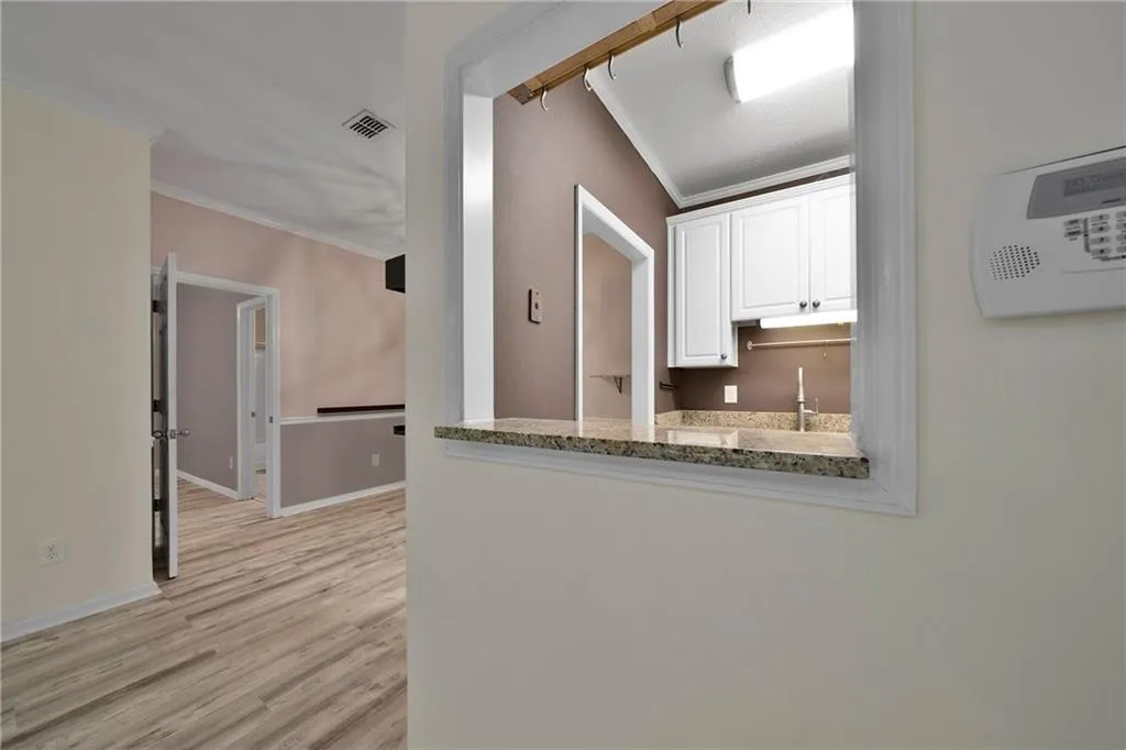 1206 Gettysburg Place, Sandy Springs, Georgia 30350, 2 Bedrooms Bedrooms, ,2 BathroomsBathrooms,Residential,Sold,1206 Gettysburg Place,6759373