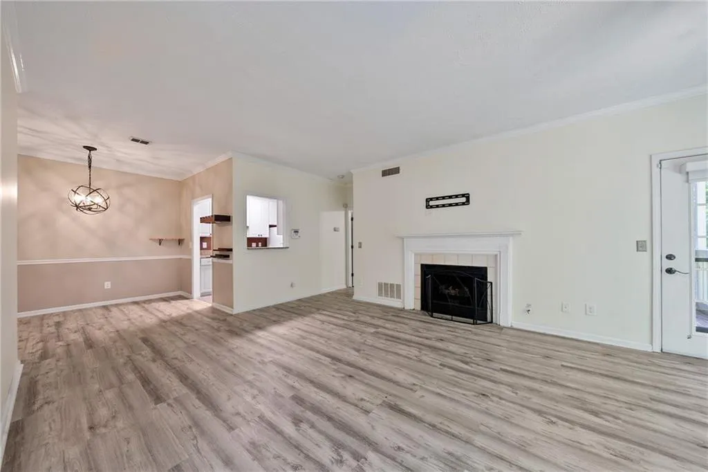 1206 Gettysburg Place, Sandy Springs, Georgia 30350, 2 Bedrooms Bedrooms, ,2 BathroomsBathrooms,Residential,Sold,1206 Gettysburg Place,6759373