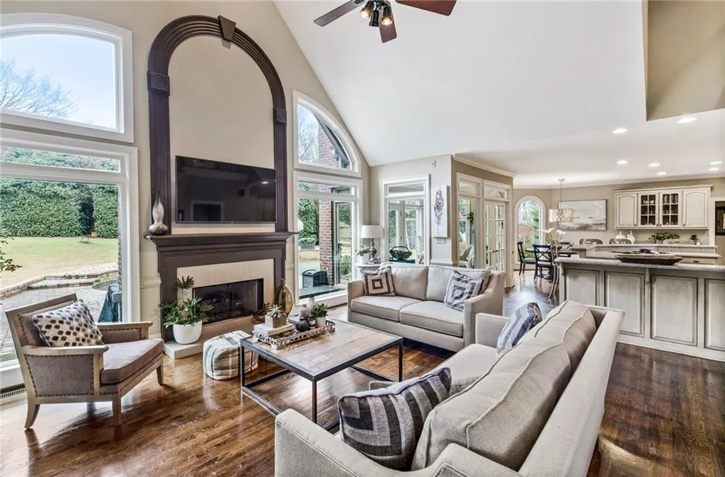 335 Nesbit Downs Court, Sandy Springs, Georgia 30350, 5 Bedrooms Bedrooms, ,5 BathroomsBathrooms,Residential,Sold,335 Nesbit Downs Court,6722668