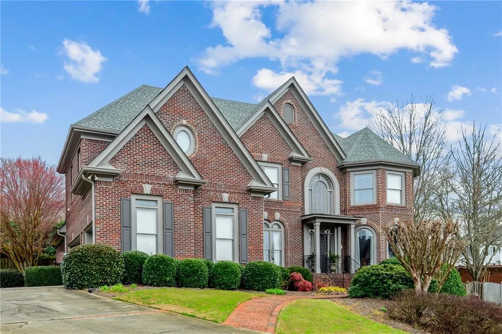 335 Nesbit Downs Court, Sandy Springs, Georgia 30350, 5 Bedrooms Bedrooms, ,5 BathroomsBathrooms,Residential,Sold,335 Nesbit Downs Court,6722668
