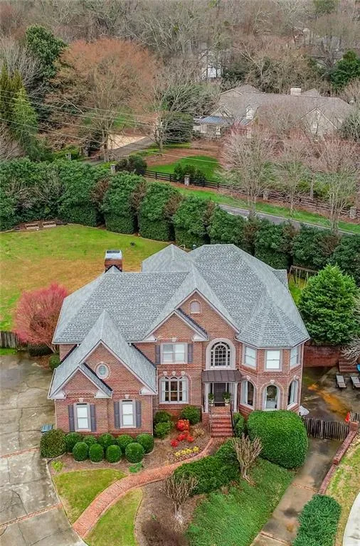 335 Nesbit Downs Court, Sandy Springs, Georgia 30350, 5 Bedrooms Bedrooms, ,5 BathroomsBathrooms,Residential,Sold,335 Nesbit Downs Court,6722668