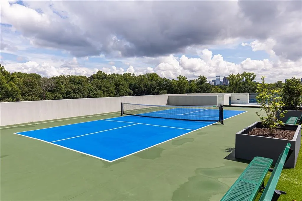 2425 Peachtree Road Ne Unit 404, Atlanta, Georgia 30305, 2 Bedrooms Bedrooms, ,3 BathroomsBathrooms,Residential,For Sale,2425 Peachtree Road Ne Unit 404,7632036