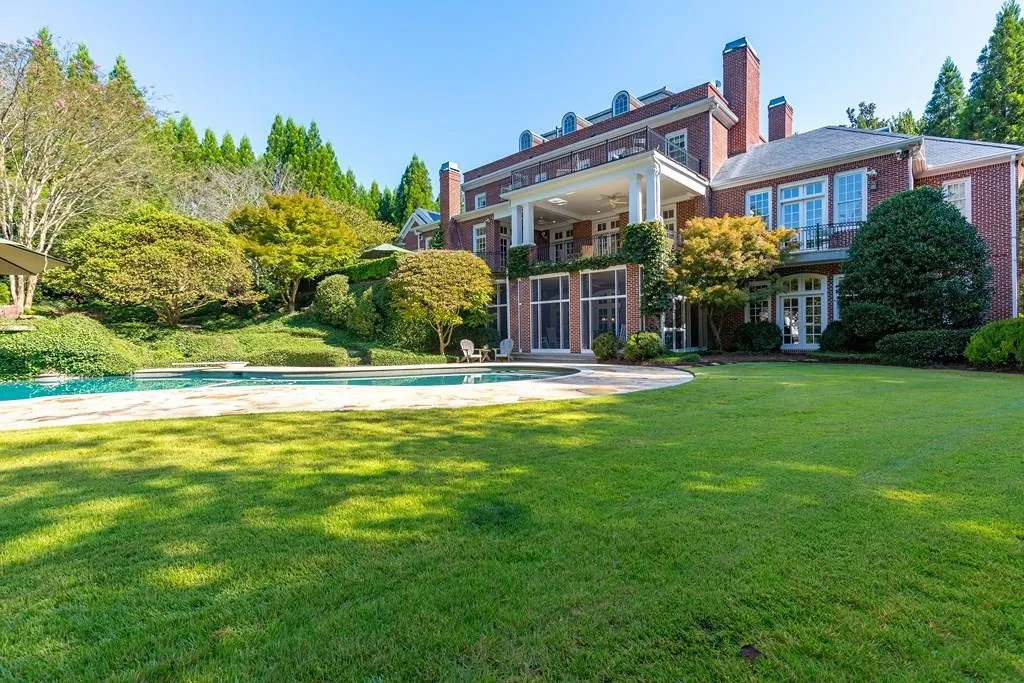 1976 W Paces Ferry Road Nw, Atlanta, Georgia 30327, 8 Bedrooms Bedrooms, ,10 BathroomsBathrooms,Residential,Sold,1976 W Paces Ferry Road Nw,5911696