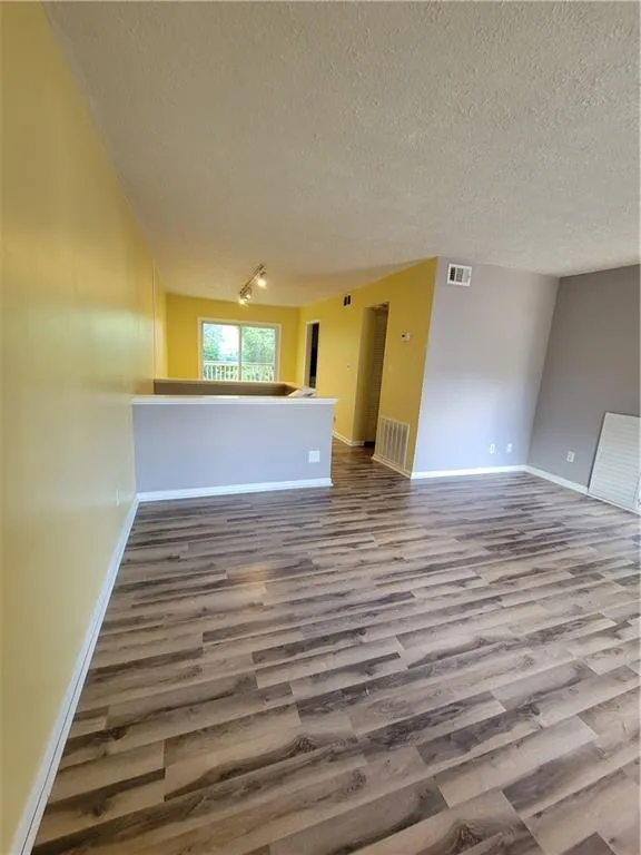 6107 Park Avenue Unit G 10, Atlanta, Georgia 30342, 2 Bedrooms Bedrooms, ,1 BathroomBathrooms,Residential,Sold,6107 Park Avenue Unit G 10,6933781