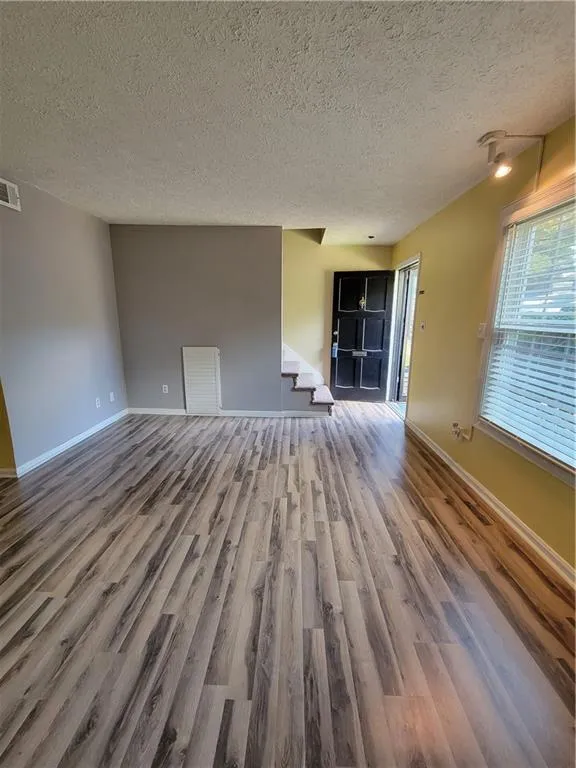 6107 Park Avenue Unit G 10, Atlanta, Georgia 30342, 2 Bedrooms Bedrooms, ,1 BathroomBathrooms,Residential,Sold,6107 Park Avenue Unit G 10,6933781