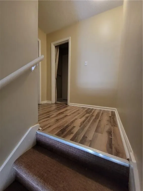 6107 Park Avenue Unit G 10, Atlanta, Georgia 30342, 2 Bedrooms Bedrooms, ,1 BathroomBathrooms,Residential,Sold,6107 Park Avenue Unit G 10,6933781