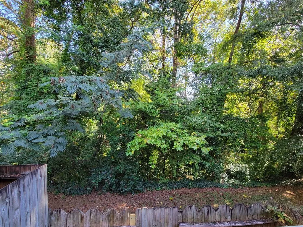 6107 Park Avenue Unit G 10, Atlanta, Georgia 30342, 2 Bedrooms Bedrooms, ,1 BathroomBathrooms,Residential,Sold,6107 Park Avenue Unit G 10,6933781