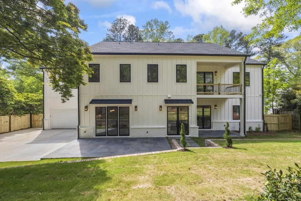 4785 Longchamps Drive, Sandy Springs, Georgia 30319, 6 Bedrooms Bedrooms, ,4 BathroomsBathrooms,Residential,Sold,4785 Longchamps Drive,7562660