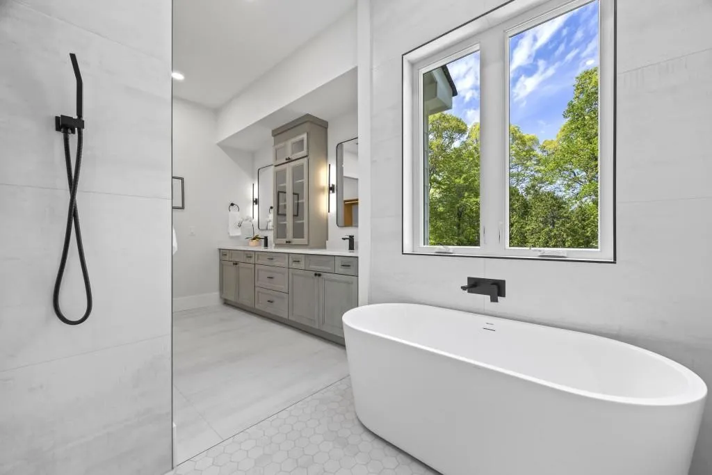 4785 Longchamps Drive, Sandy Springs, Georgia 30319, 6 Bedrooms Bedrooms, ,4 BathroomsBathrooms,Residential,Sold,4785 Longchamps Drive,7562660