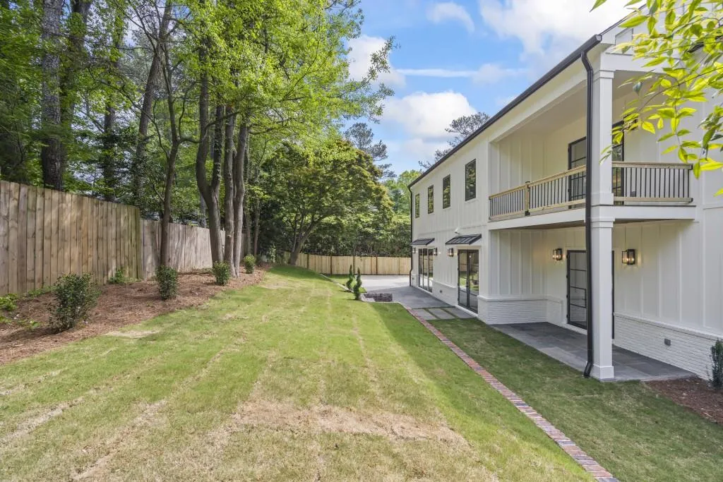4785 Longchamps Drive, Sandy Springs, Georgia 30319, 6 Bedrooms Bedrooms, ,4 BathroomsBathrooms,Residential,Sold,4785 Longchamps Drive,7562660