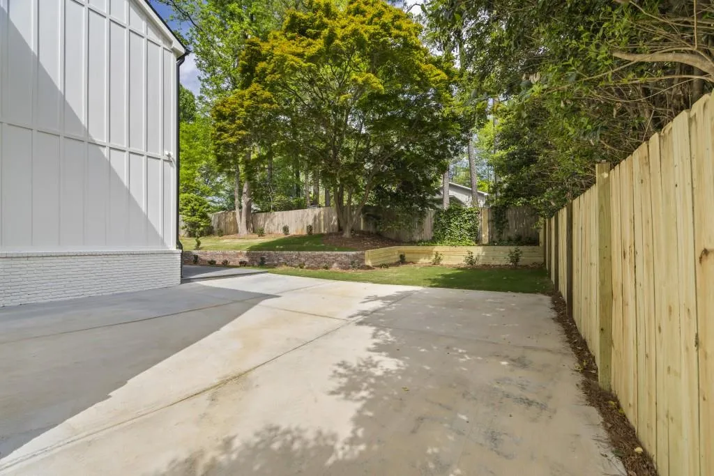 4785 Longchamps Drive, Sandy Springs, Georgia 30319, 6 Bedrooms Bedrooms, ,4 BathroomsBathrooms,Residential,Sold,4785 Longchamps Drive,7562660