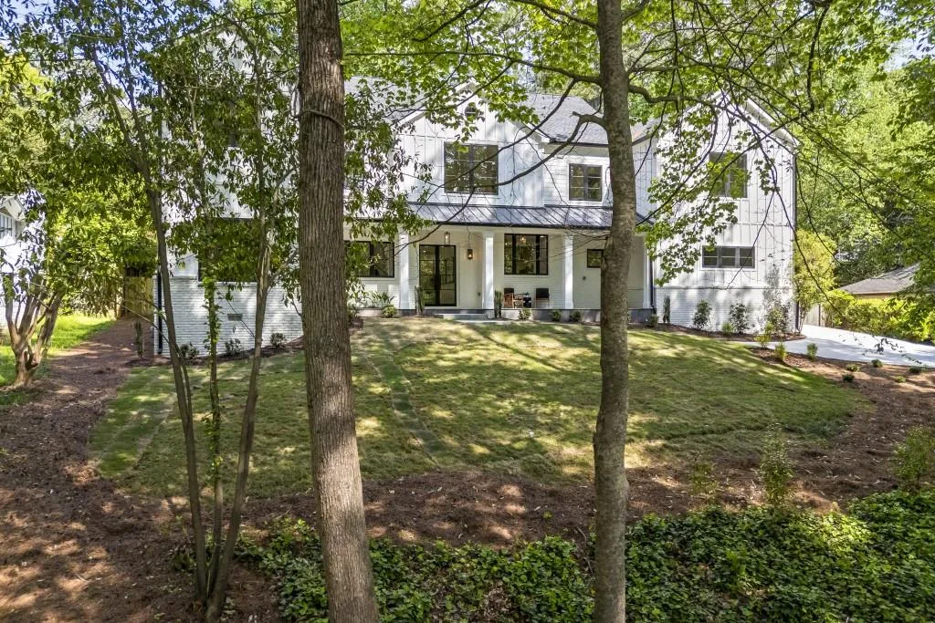 4785 Longchamps Drive, Sandy Springs, Georgia 30319, 6 Bedrooms Bedrooms, ,4 BathroomsBathrooms,Residential,Sold,4785 Longchamps Drive,7562660
