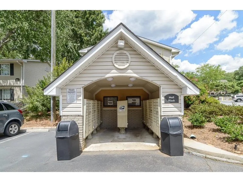 6940 Roswell Road Unit 23a, Sandy Springs, Georgia 30328, 2 Bedrooms Bedrooms, ,1 BathroomBathrooms,Residential,Sold,6940 Roswell Road Unit 23a,5748508