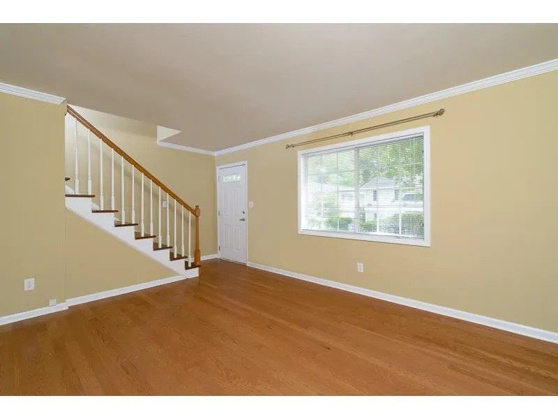 6940 Roswell Road Unit 23a, Sandy Springs, Georgia 30328, 2 Bedrooms Bedrooms, ,1 BathroomBathrooms,Residential,Sold,6940 Roswell Road Unit 23a,5748508