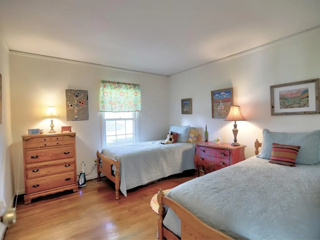 565 Wyncourtney Drive, Sandy Springs, Georgia 30328, 3 Bedrooms Bedrooms, ,2 BathroomsBathrooms,Residential,Sold,565 Wyncourtney Drive,6502969
