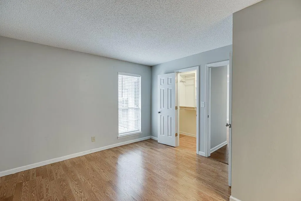 313 Granville Court Ne, Sandy Springs, Georgia 30328, 2 Bedrooms Bedrooms, ,2 BathroomsBathrooms,Residential,Sold,313 Granville Court Ne,6968725