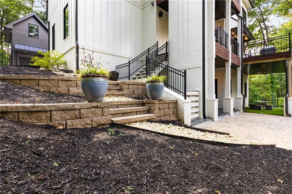 306 Pinecrest Road Ne, Atlanta, Georgia 30342, 5 Bedrooms Bedrooms, ,6 BathroomsBathrooms,Residential,For Sale,306 Pinecrest Road Ne,7643284