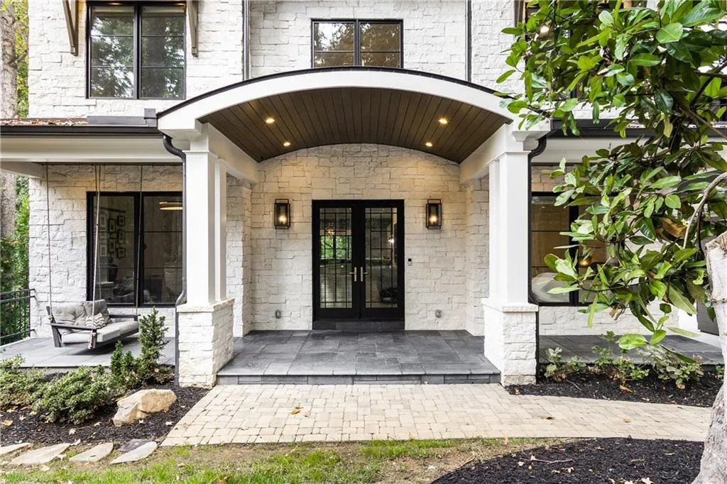 306 Pinecrest Road Ne, Atlanta, Georgia 30342, 5 Bedrooms Bedrooms, ,6 BathroomsBathrooms,Residential,For Sale,306 Pinecrest Road Ne,7643284