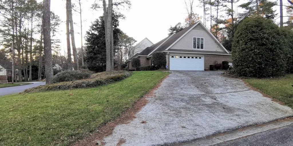 6230 Blackwater Trail, Atlanta, Georgia 30328, 4 Bedrooms Bedrooms, ,3 BathroomsBathrooms,Residential,Sold,6230 Blackwater Trail,6836738