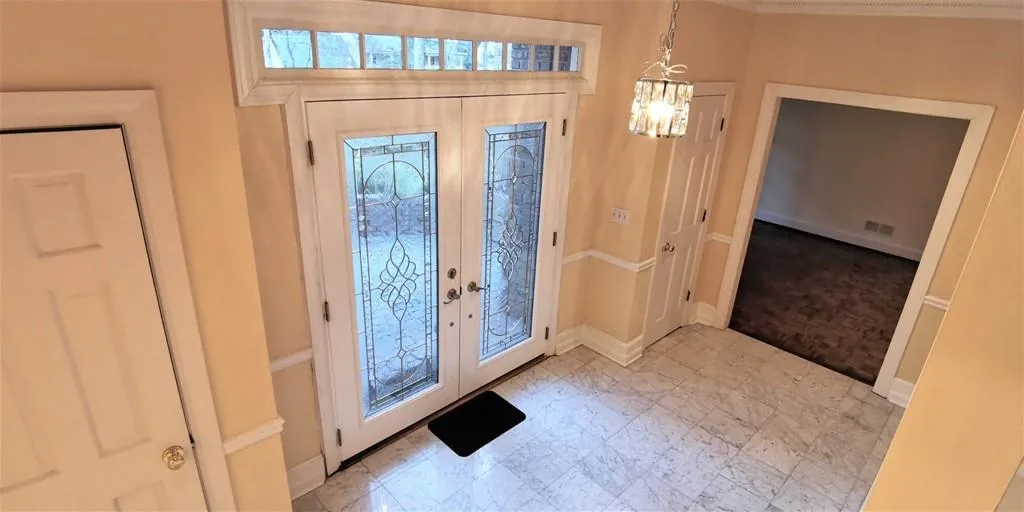 6230 Blackwater Trail, Atlanta, Georgia 30328, 4 Bedrooms Bedrooms, ,3 BathroomsBathrooms,Residential,Sold,6230 Blackwater Trail,6836738