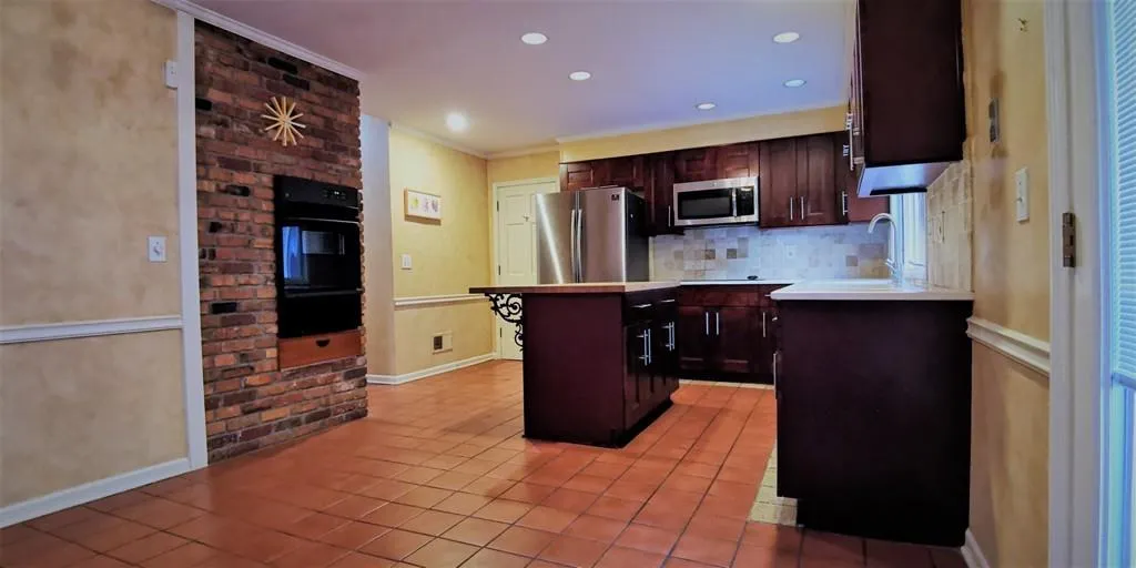 6230 Blackwater Trail, Atlanta, Georgia 30328, 4 Bedrooms Bedrooms, ,3 BathroomsBathrooms,Residential,Sold,6230 Blackwater Trail,6836738