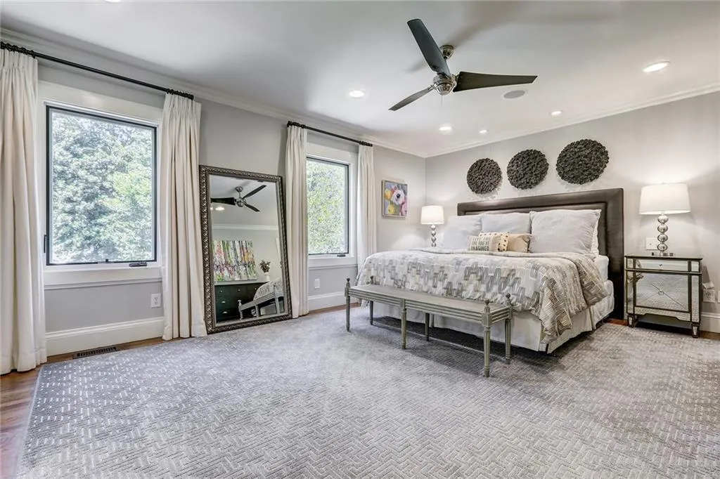 6170 Heards Creek Drive, Sandy Springs, Georgia 30328, 5 Bedrooms Bedrooms, ,4 BathroomsBathrooms,Residential,Sold,6170 Heards Creek Drive,6571068