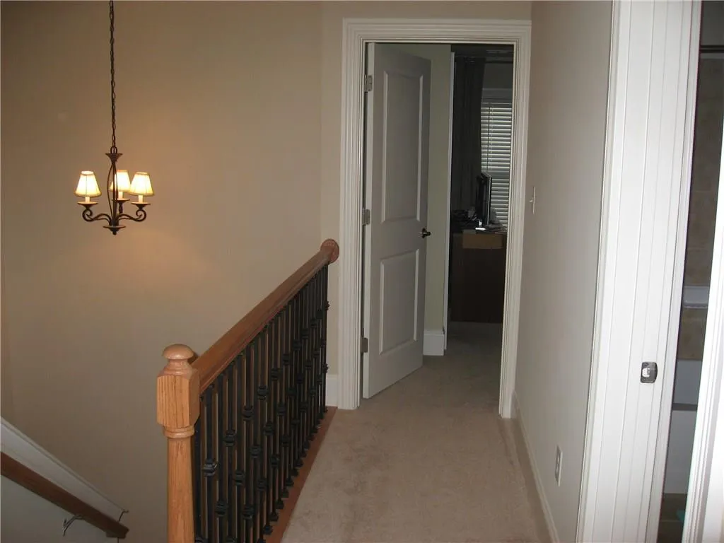 305 Le Gran Bend Unit 305, Sandy Springs, Georgia 30328, 3 Bedrooms Bedrooms, ,2 BathroomsBathrooms,Residential,Sold,305 Le Gran Bend Unit 305,5698270