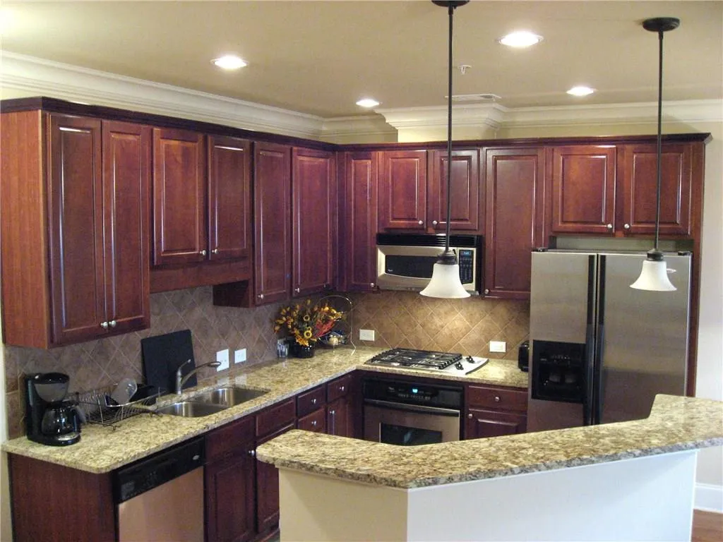 305 Le Gran Bend Unit 305, Sandy Springs, Georgia 30328, 3 Bedrooms Bedrooms, ,2 BathroomsBathrooms,Residential,Sold,305 Le Gran Bend Unit 305,5698270