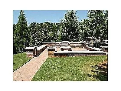 305 Le Gran Bend Unit 305, Sandy Springs, Georgia 30328, 3 Bedrooms Bedrooms, ,2 BathroomsBathrooms,Residential,Sold,305 Le Gran Bend Unit 305,5698270