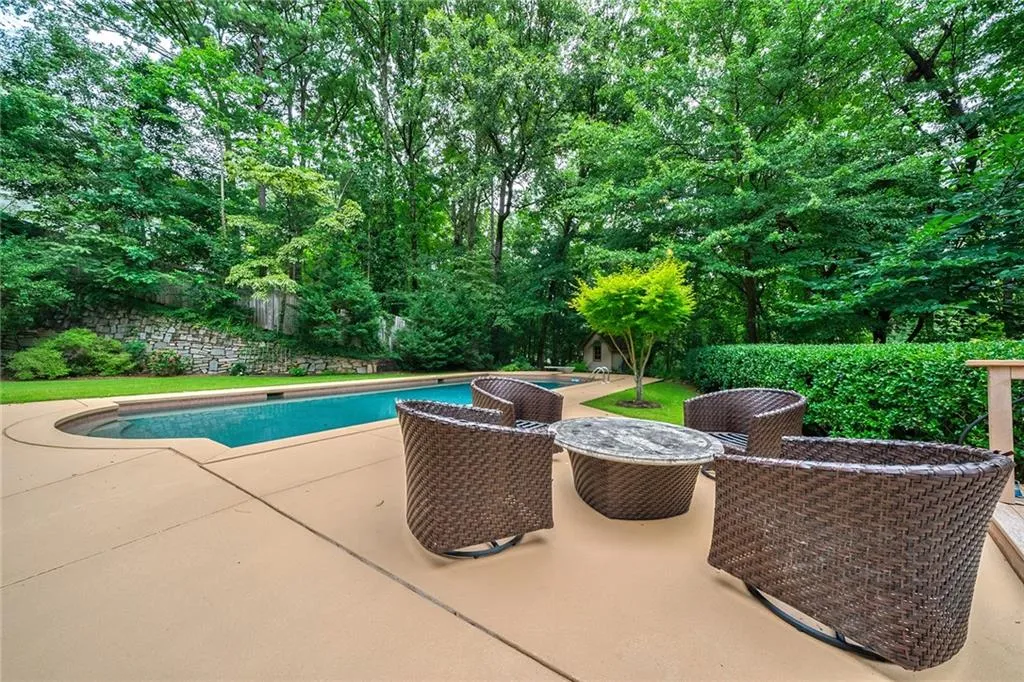 5259 Vernon Springs Trail, Atlanta, Georgia 30327, 6 Bedrooms Bedrooms, ,5 BathroomsBathrooms,Residential,Sold,5259 Vernon Springs Trail,6913578