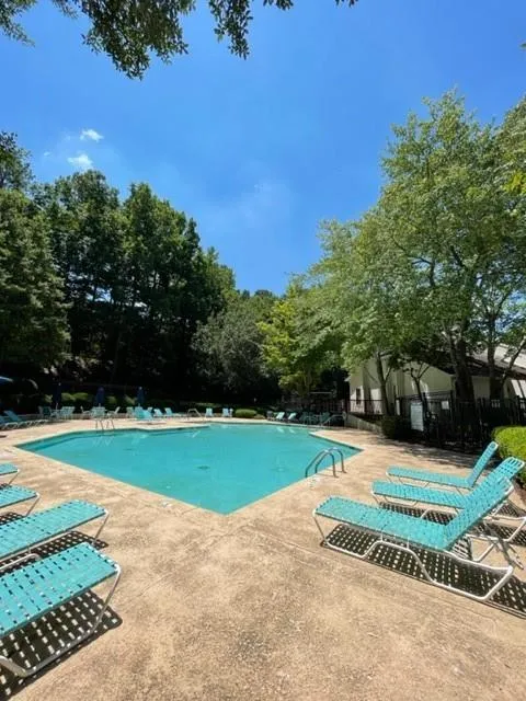 2313 Huntingdon Chase Unit 2313, Sandy Springs, Georgia 30350, 1 Bedroom Bedrooms, ,1 BathroomBathrooms,Residential,Sold,2313 Huntingdon Chase Unit 2313,7070787
