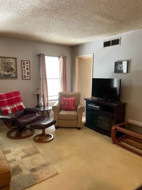 2313 Huntingdon Chase Unit 2313, Sandy Springs, Georgia 30350, 1 Bedroom Bedrooms, ,1 BathroomBathrooms,Residential,Sold,2313 Huntingdon Chase Unit 2313,7070787