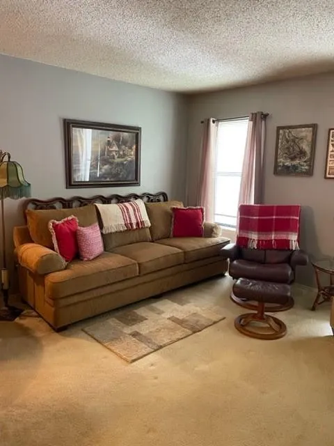 2313 Huntingdon Chase Unit 2313, Sandy Springs, Georgia 30350, 1 Bedroom Bedrooms, ,1 BathroomBathrooms,Residential,Sold,2313 Huntingdon Chase Unit 2313,7070787