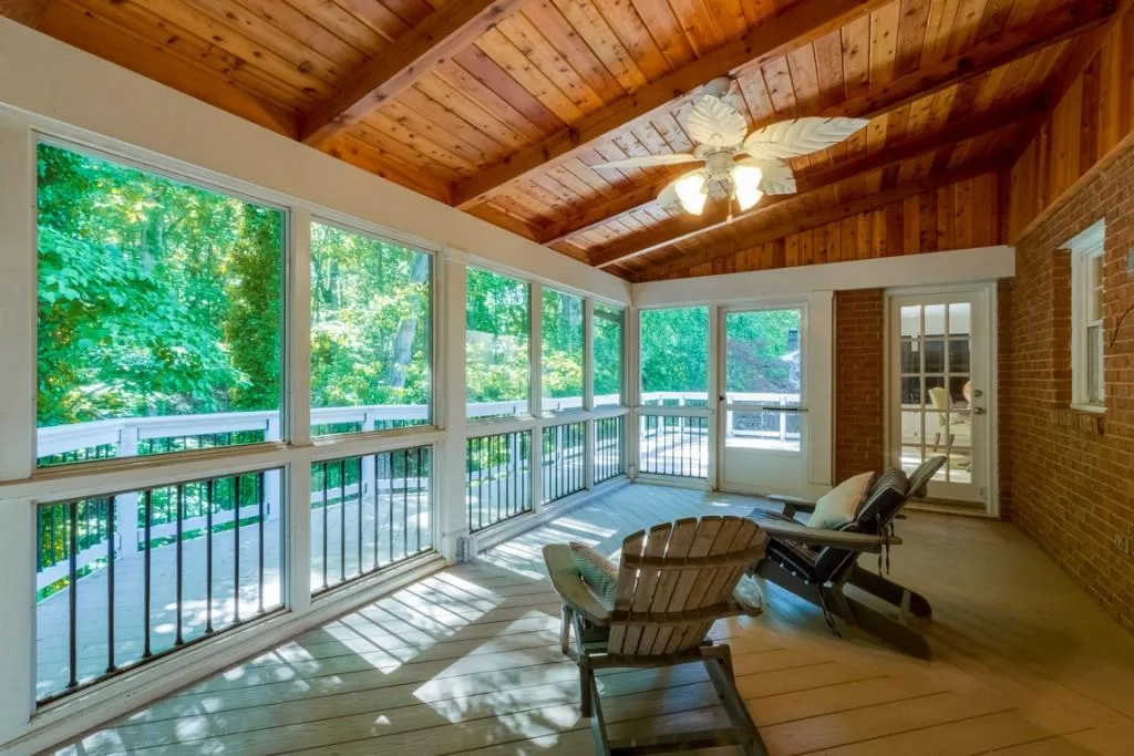 7390 Stoneykirk Close, Sandy Springs, Georgia 30350, 4 Bedrooms Bedrooms, ,4 BathroomsBathrooms,Residential,Sold,7390 Stoneykirk Close,5850188