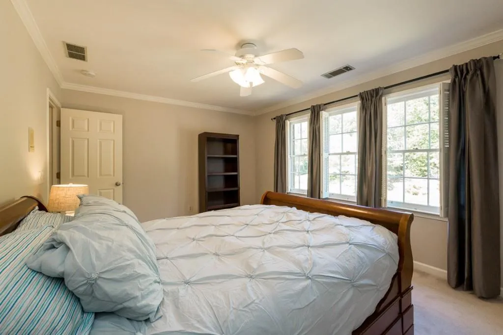 7390 Stoneykirk Close, Sandy Springs, Georgia 30350, 4 Bedrooms Bedrooms, ,4 BathroomsBathrooms,Residential,Sold,7390 Stoneykirk Close,5850188