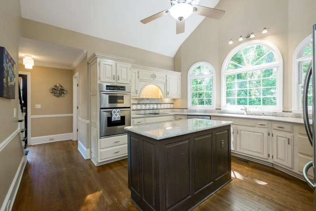 7390 Stoneykirk Close, Sandy Springs, Georgia 30350, 4 Bedrooms Bedrooms, ,4 BathroomsBathrooms,Residential,Sold,7390 Stoneykirk Close,5850188