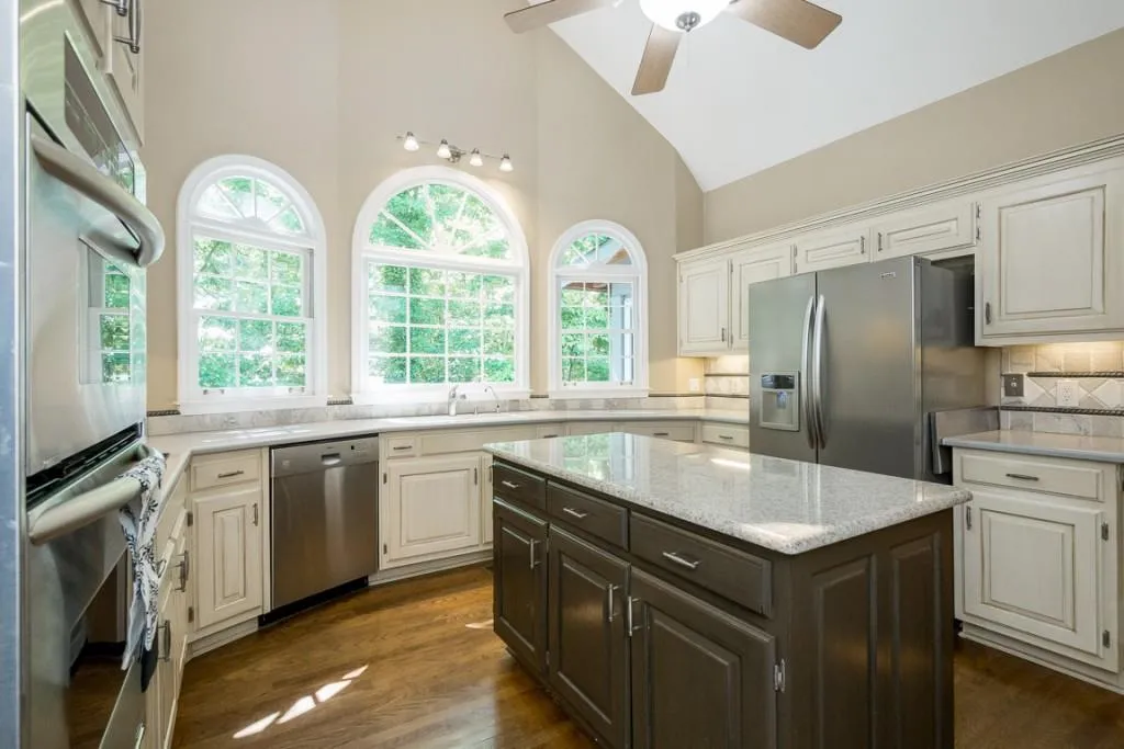7390 Stoneykirk Close, Sandy Springs, Georgia 30350, 4 Bedrooms Bedrooms, ,4 BathroomsBathrooms,Residential,Sold,7390 Stoneykirk Close,5850188