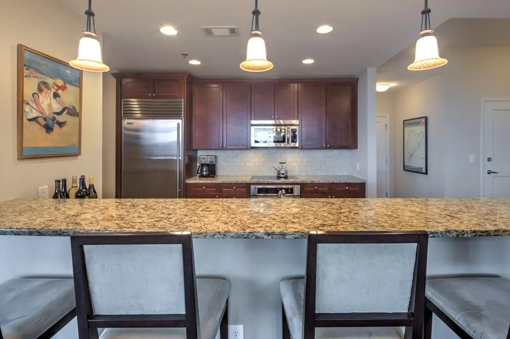 2795 Peachtree Road Ne Unit 1402, Atlanta, Georgia 30305, 2 Bedrooms Bedrooms, ,2 BathroomsBathrooms,Residential,Sold,2795 Peachtree Road Ne Unit 1402,5788707