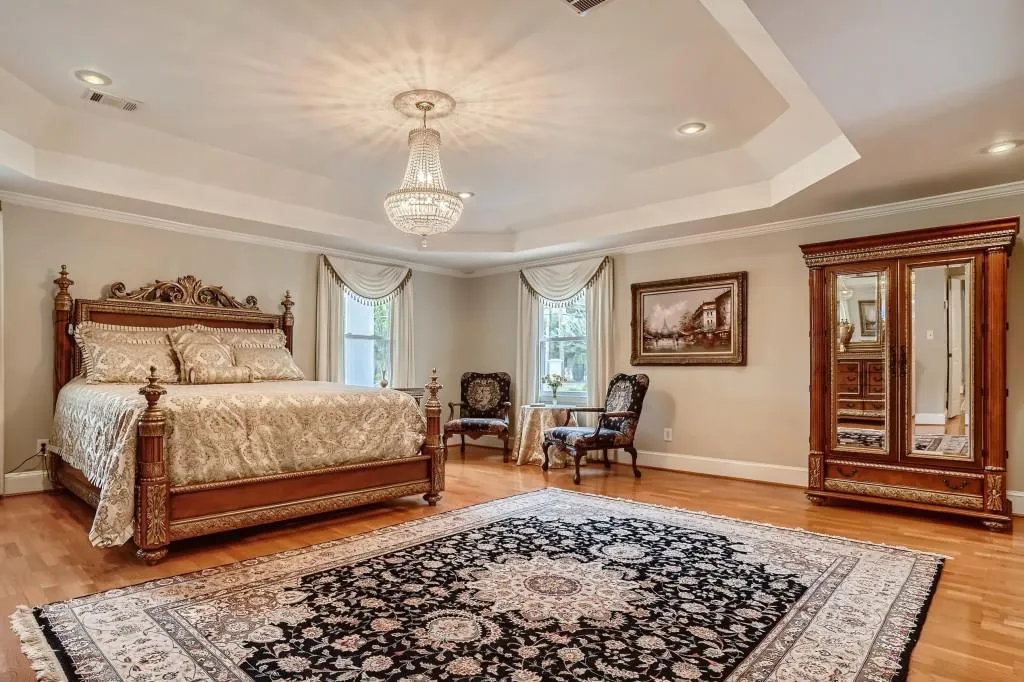 5995 Riverside Drive, Sandy Springs, Georgia 30328, 7 Bedrooms Bedrooms, ,5 BathroomsBathrooms,Residential,Sold,5995 Riverside Drive,7018579