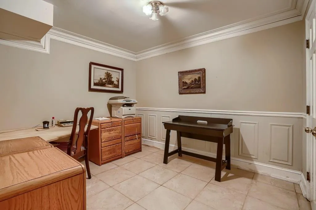 5995 Riverside Drive, Sandy Springs, Georgia 30328, 7 Bedrooms Bedrooms, ,5 BathroomsBathrooms,Residential,Sold,5995 Riverside Drive,7018579