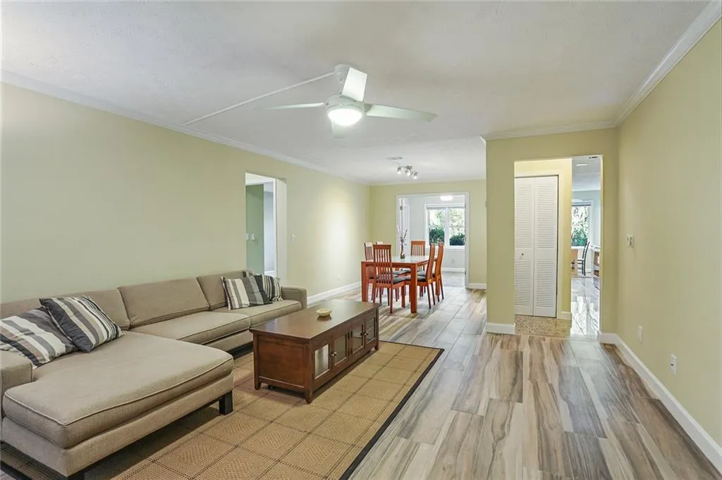 1 Saint Claire Lane Ne, Atlanta, Georgia 30324, 3 Bedrooms Bedrooms, ,2 BathroomsBathrooms,Residential,Sold,1 Saint Claire Lane Ne,6112371