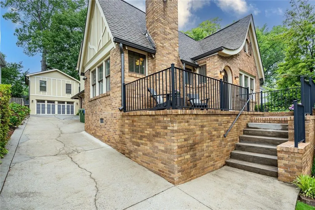 Complete renovation in 2018, systems, electrical, plumbing, etc.