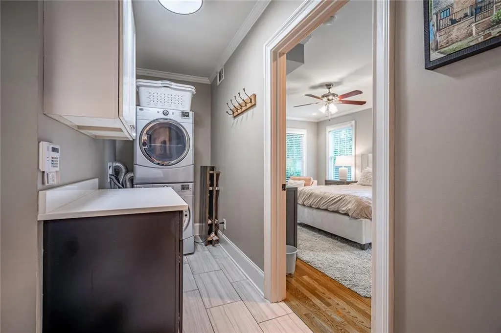 Laundry/ mud room